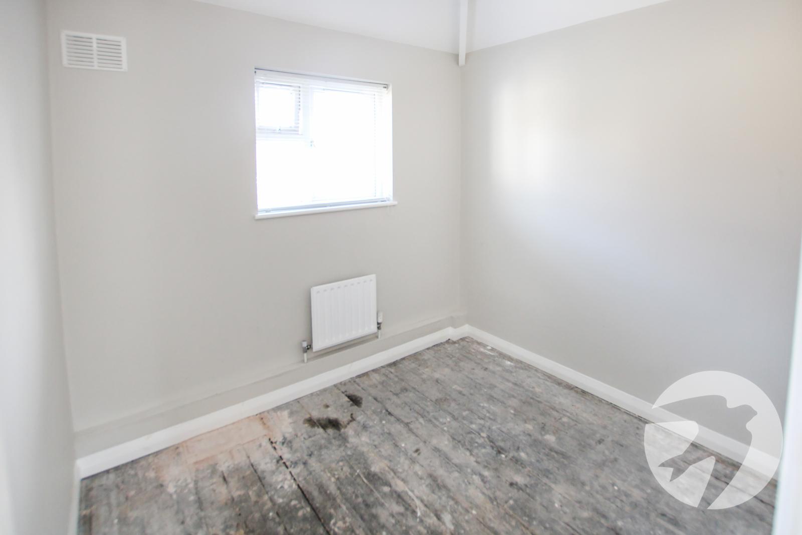 3 bedroom house for sale in London | Robinson Jackson