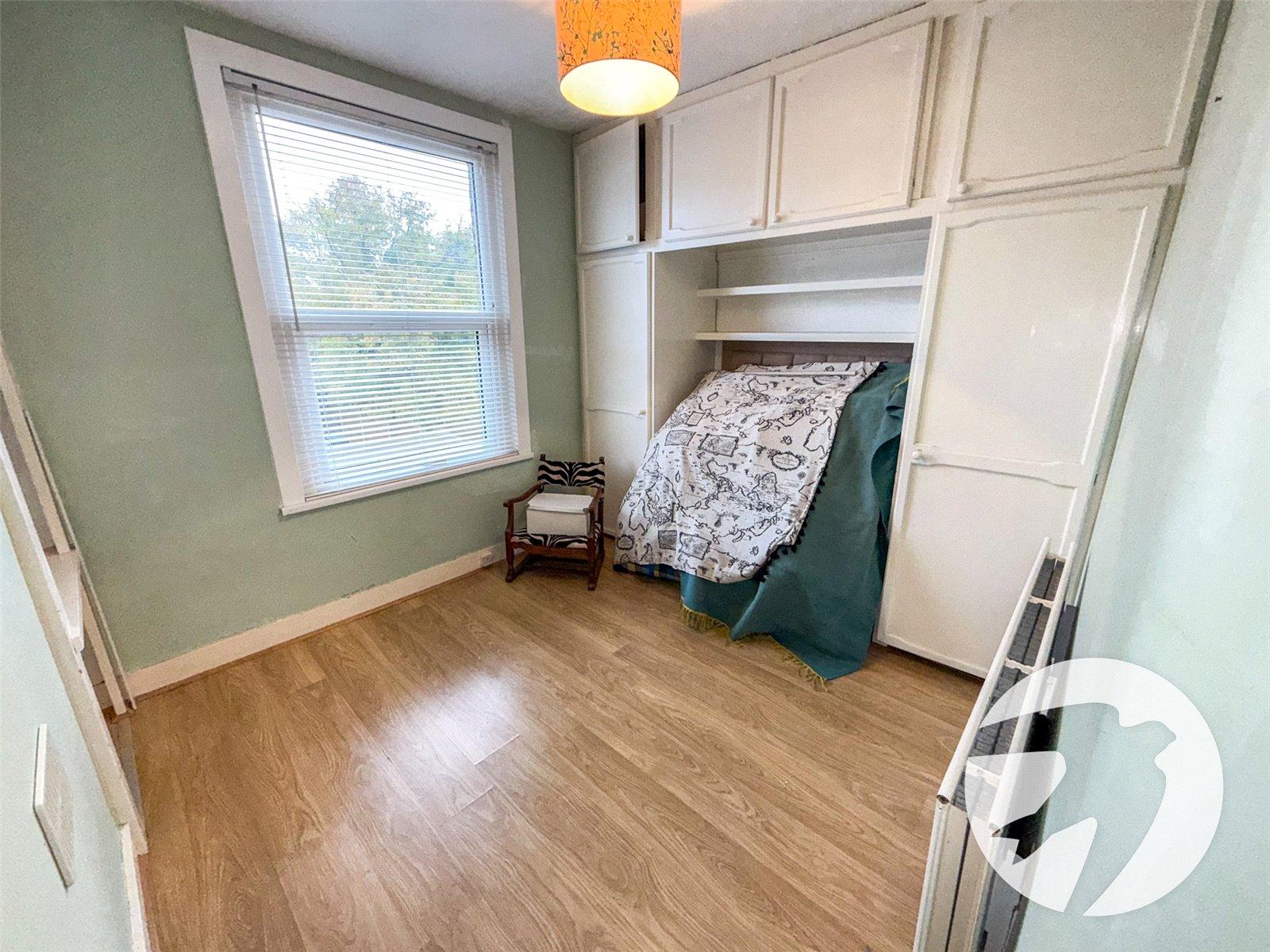6 bedroom house for sale in London | Robinson Jackson