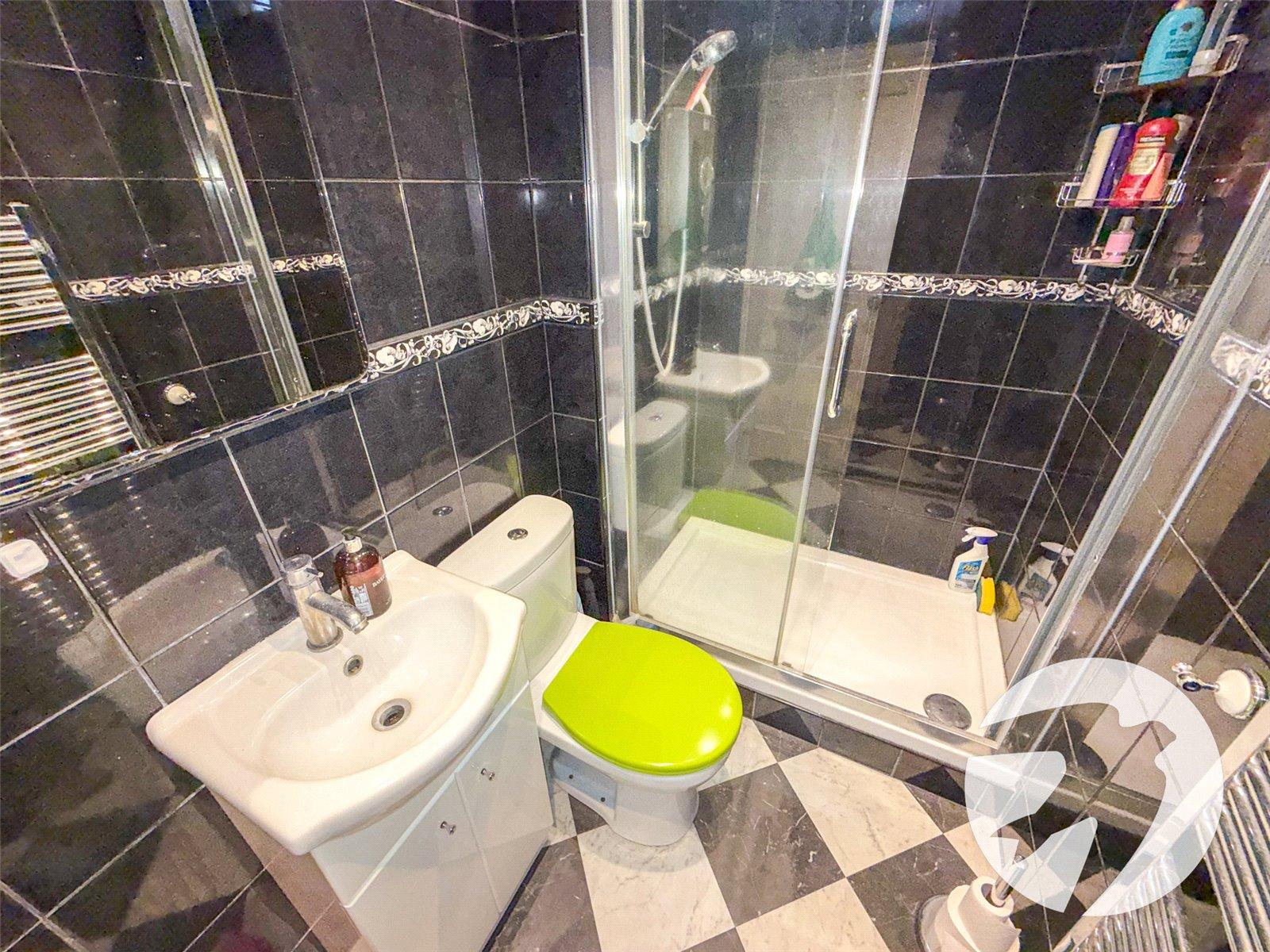6 bedroom house for sale in London | Robinson Jackson