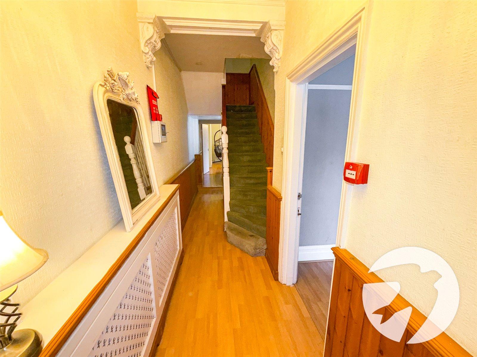 6 bedroom house for sale in London | Robinson Jackson