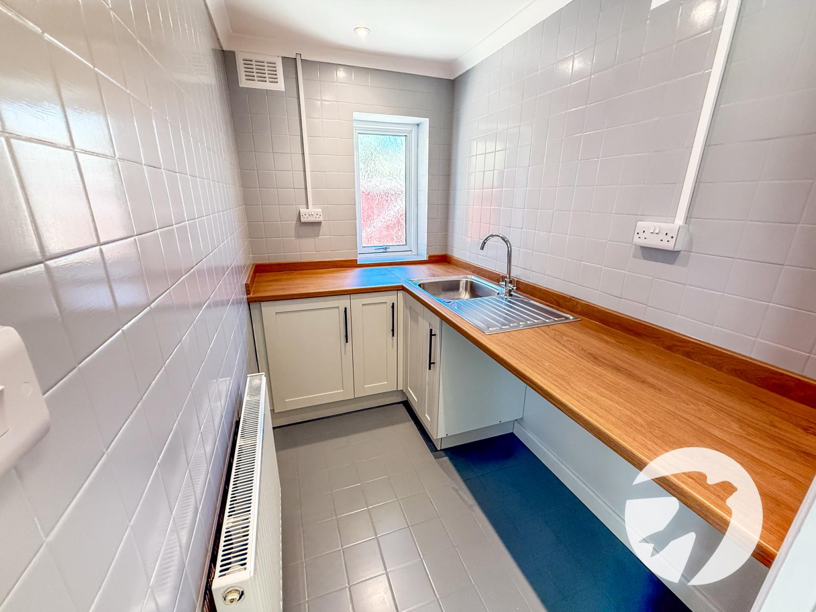 6 bedroom house for sale in London | Robinson Jackson