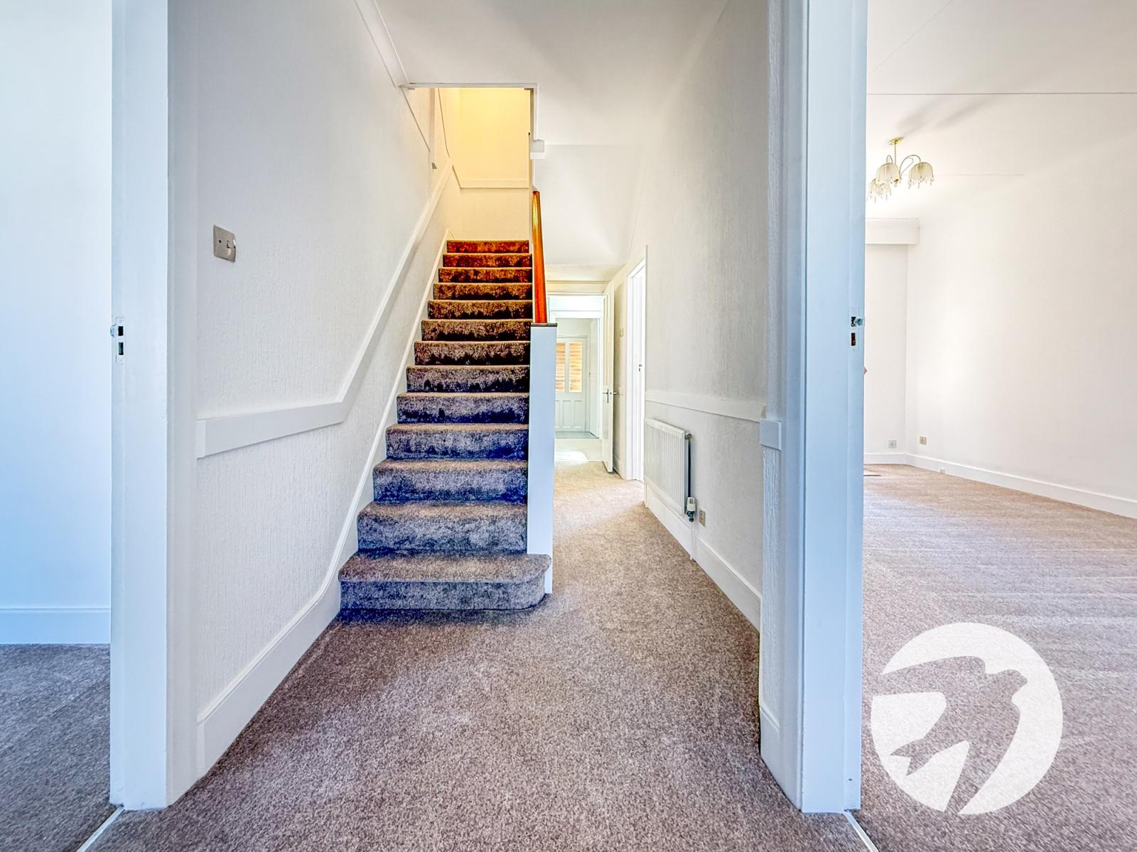 6 bedroom house for sale in London | Robinson Jackson