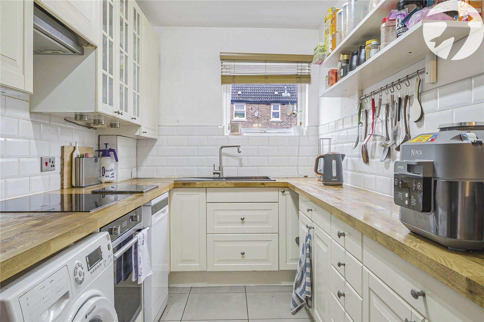 4 bedroom house for sale in Mottingham | Robinson Jackson