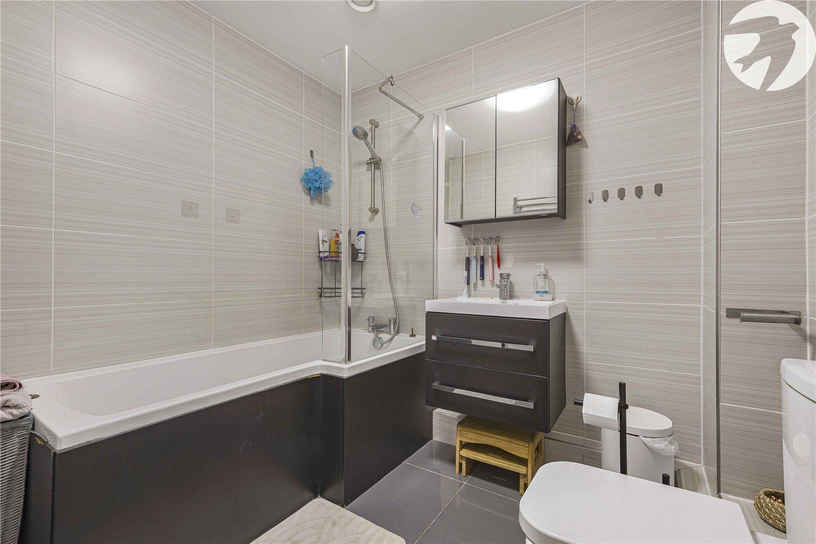 4 bedroom house for sale in Mottingham | Robinson Jackson