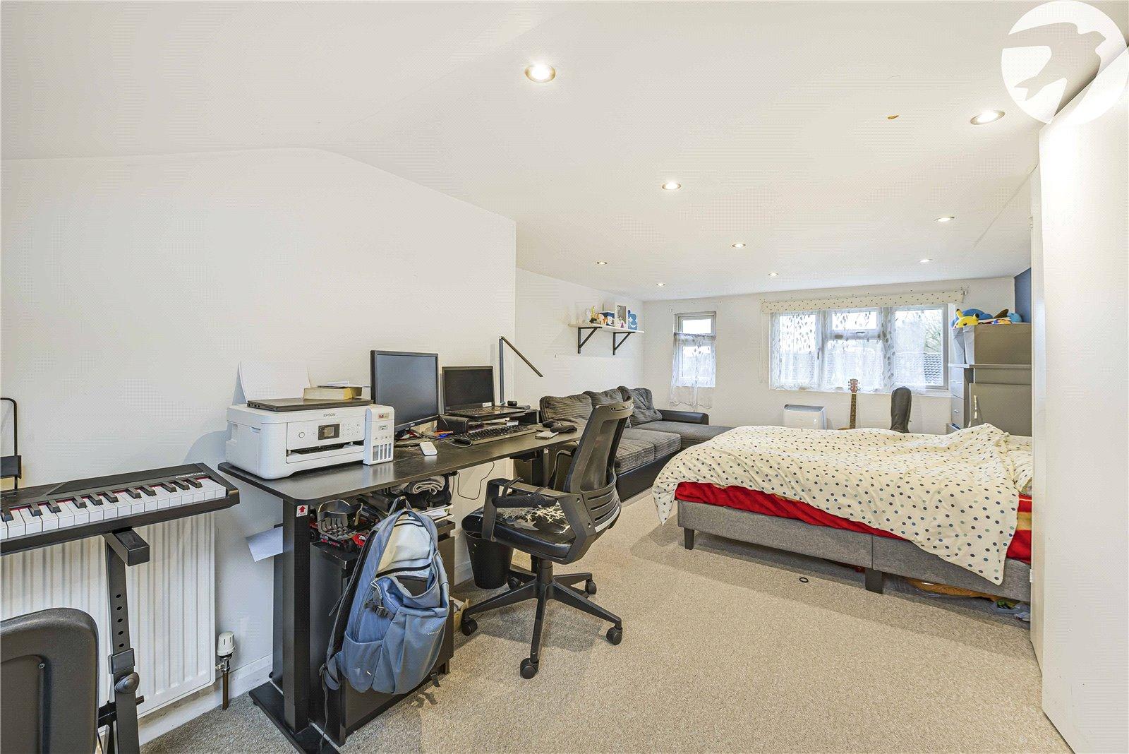 4 bedroom house for sale in Mottingham | Robinson Jackson