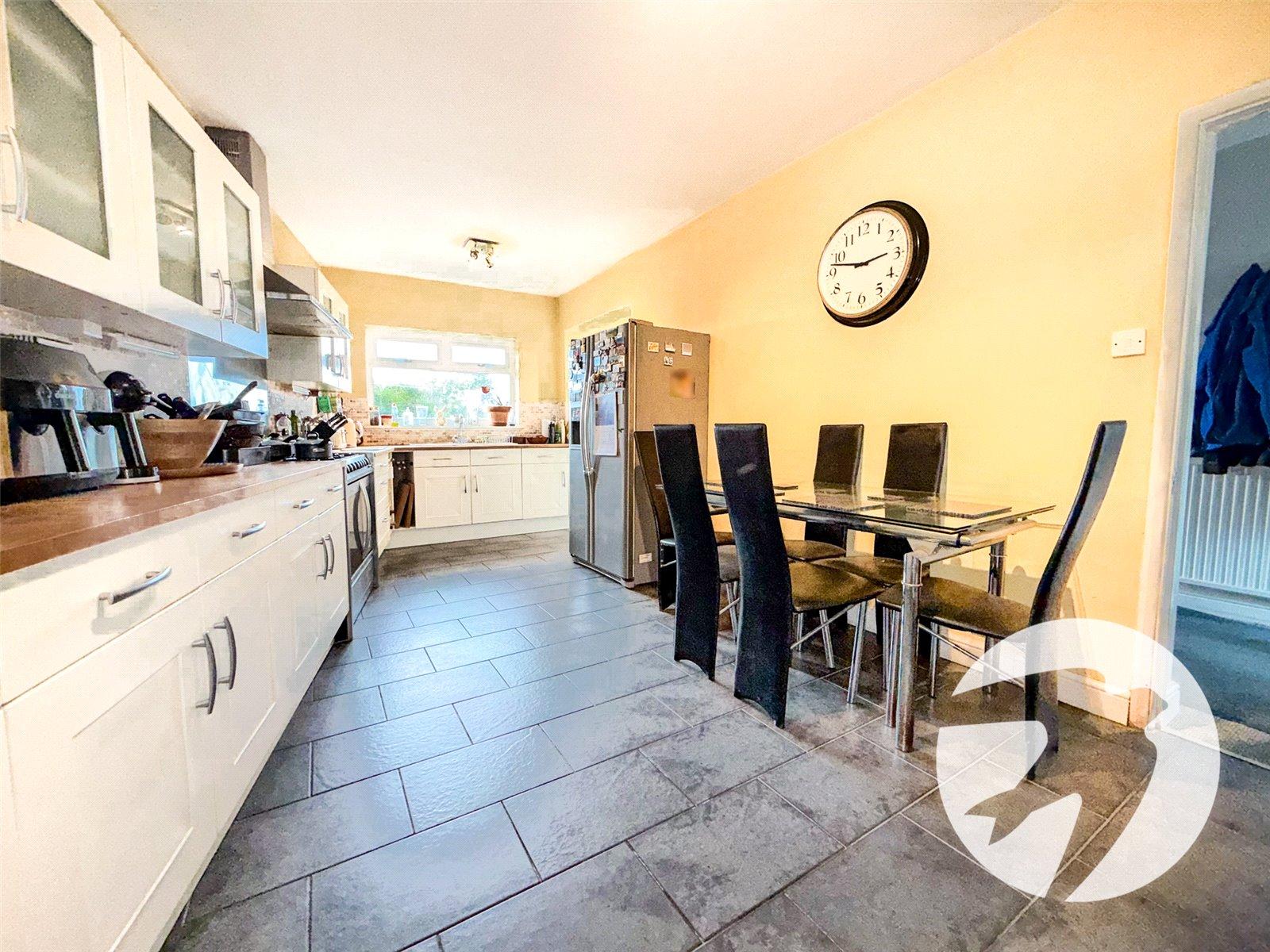 4 bedroom house for sale in London | Robinson Jackson