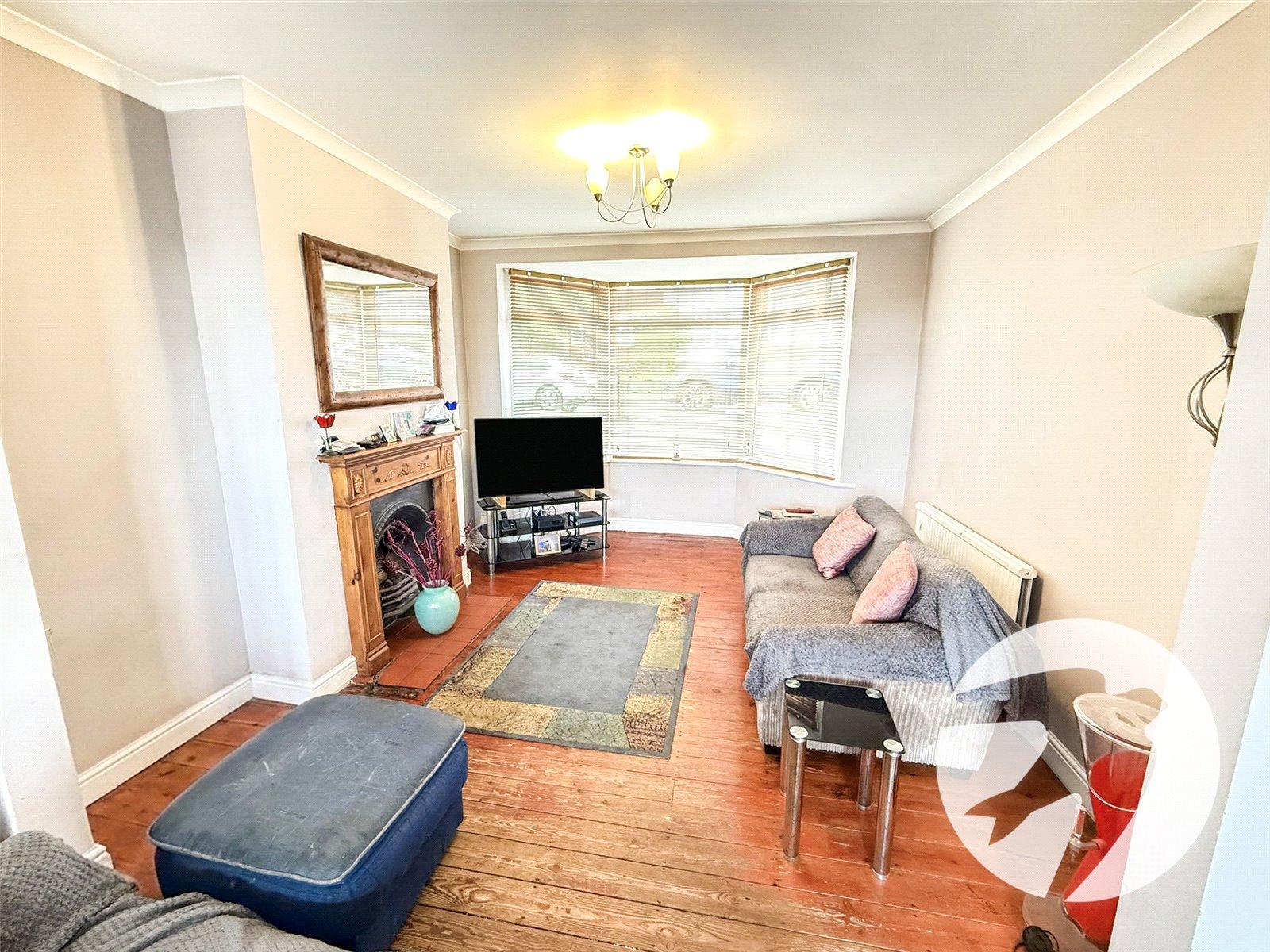 4 bedroom house for sale in London | Robinson Jackson