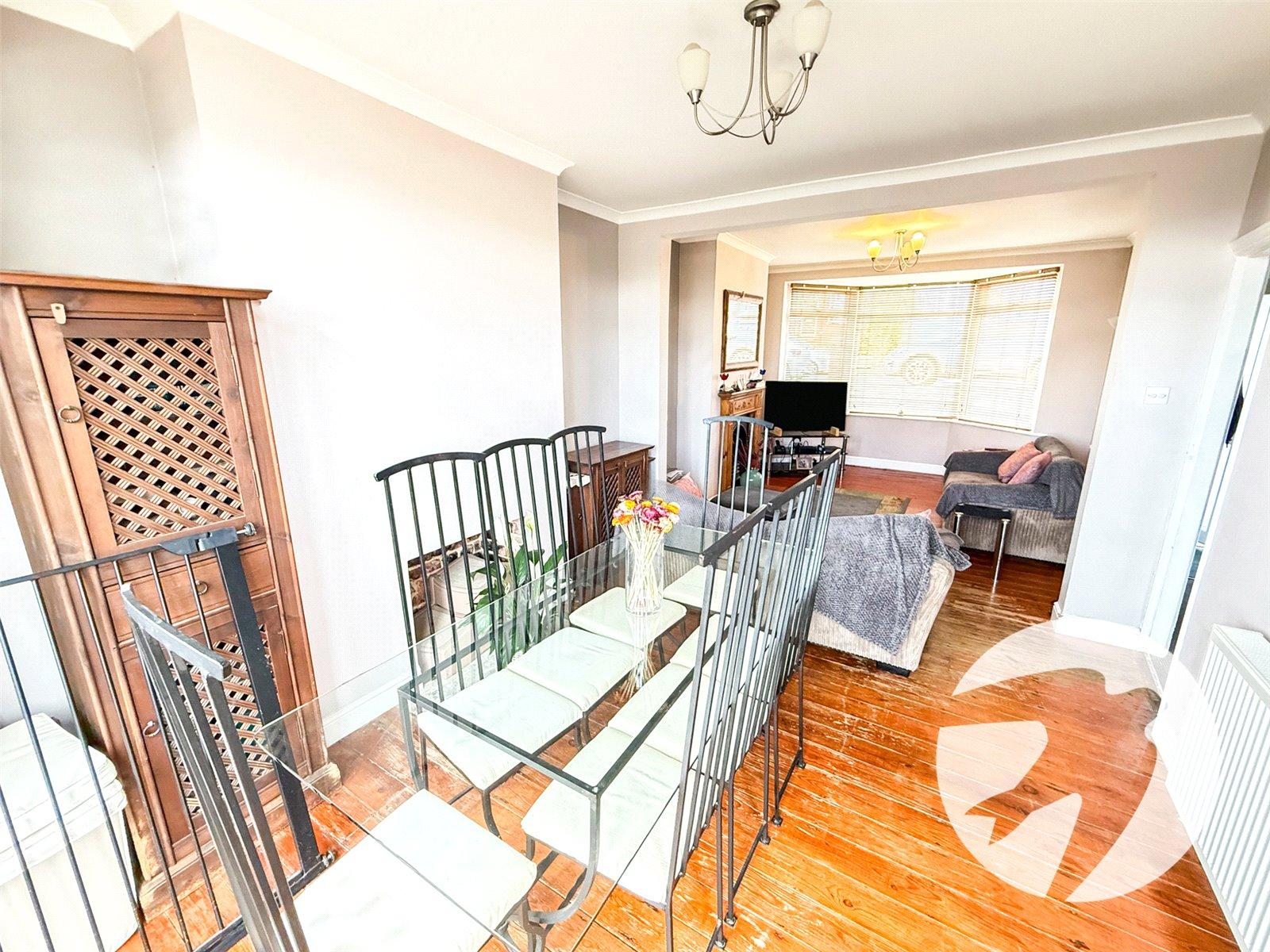 4 bedroom house for sale in London | Robinson Jackson