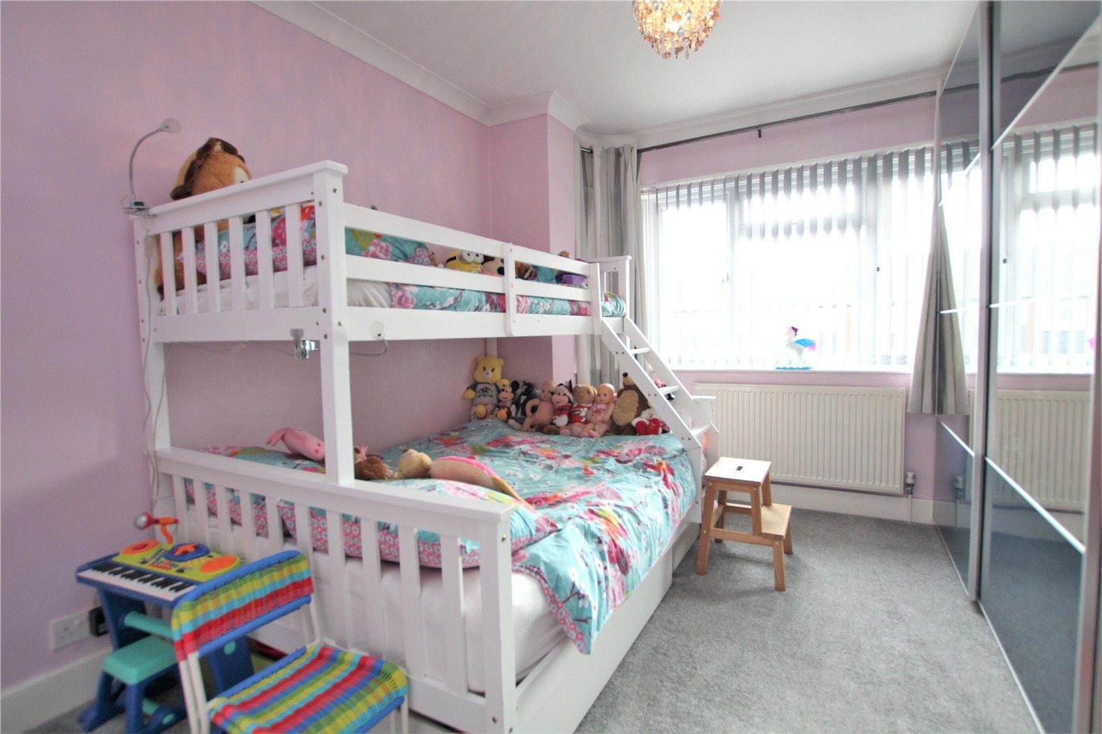 4 bedroom house for sale in London | Robinson Jackson