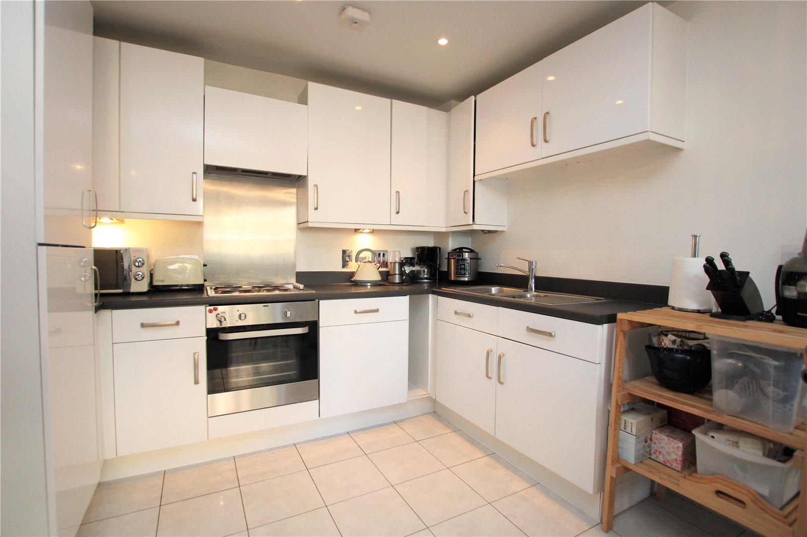 2 bedroom property for sale in Eltham | Robinson Jackson