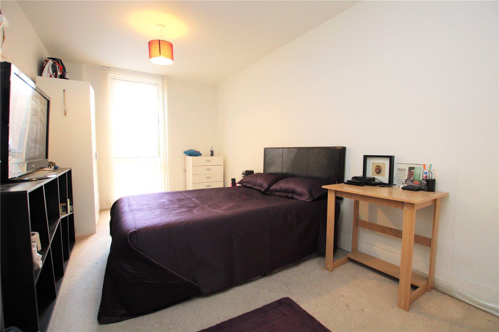 2 bedroom property for sale in Eltham | Robinson Jackson