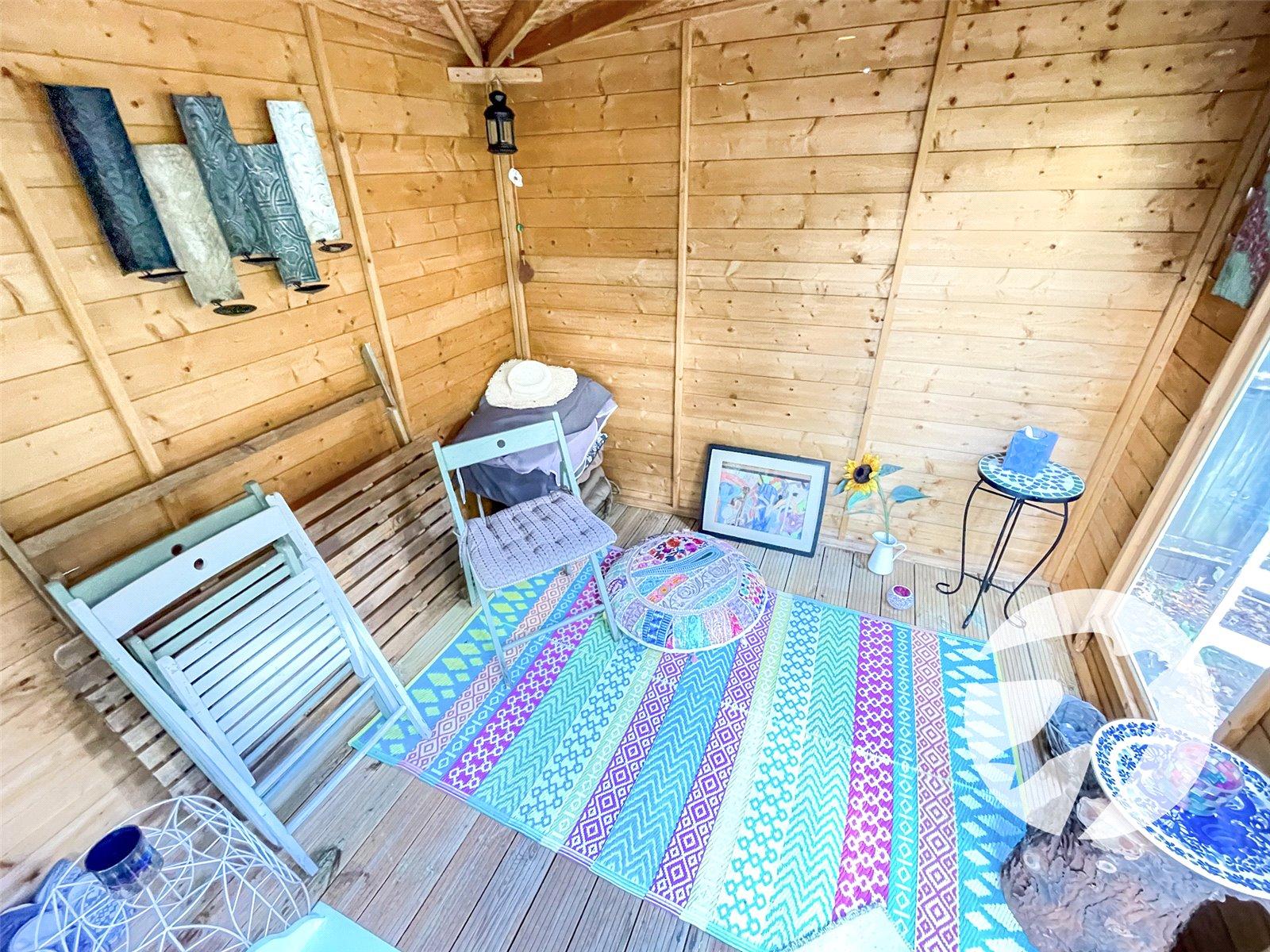 2 bedroom property for sale in  | Robinson Jackson