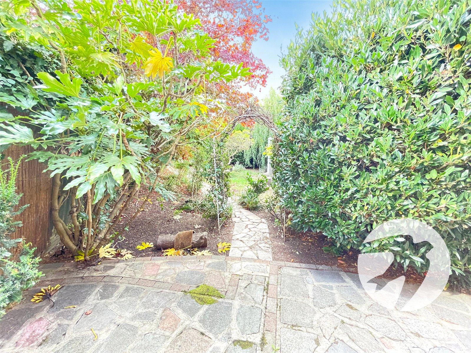 2 bedroom property for sale in  | Robinson Jackson