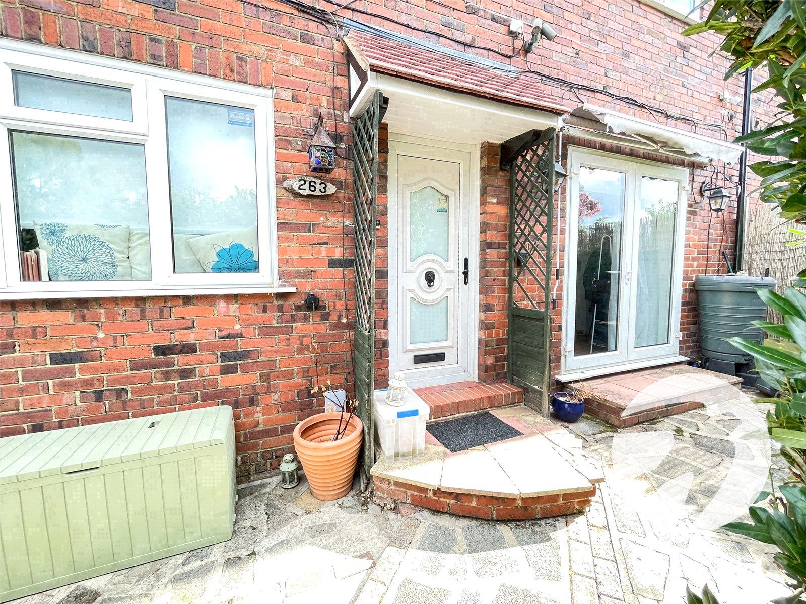 2 bedroom property for sale in  | Robinson Jackson