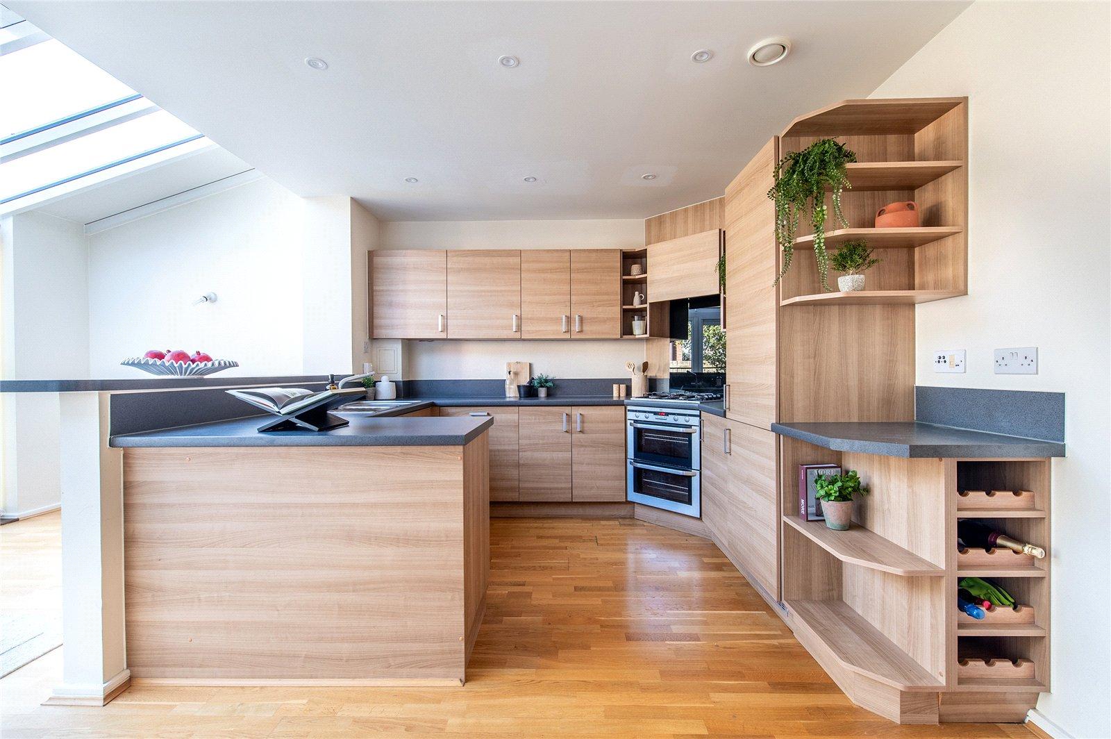 4 bedroom property for sale in Northfleet | Robinson Michael & Jackson