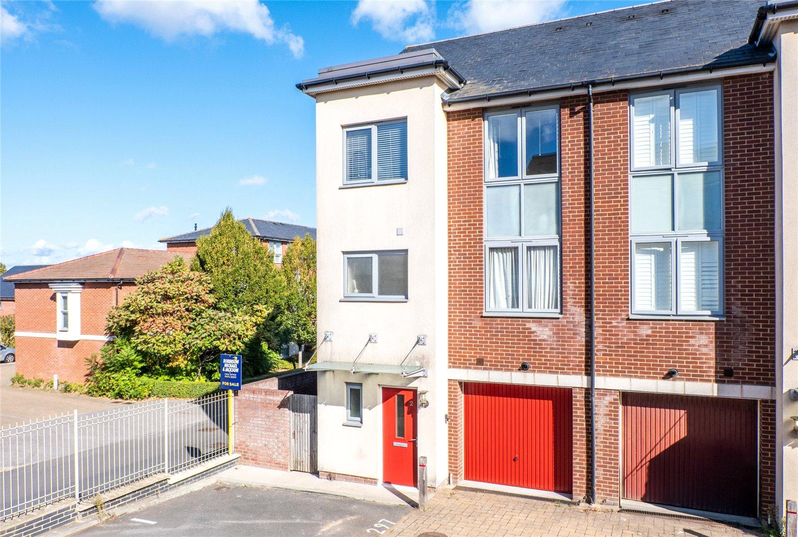 4 bedroom property for sale in Northfleet | Robinson Michael & Jackson