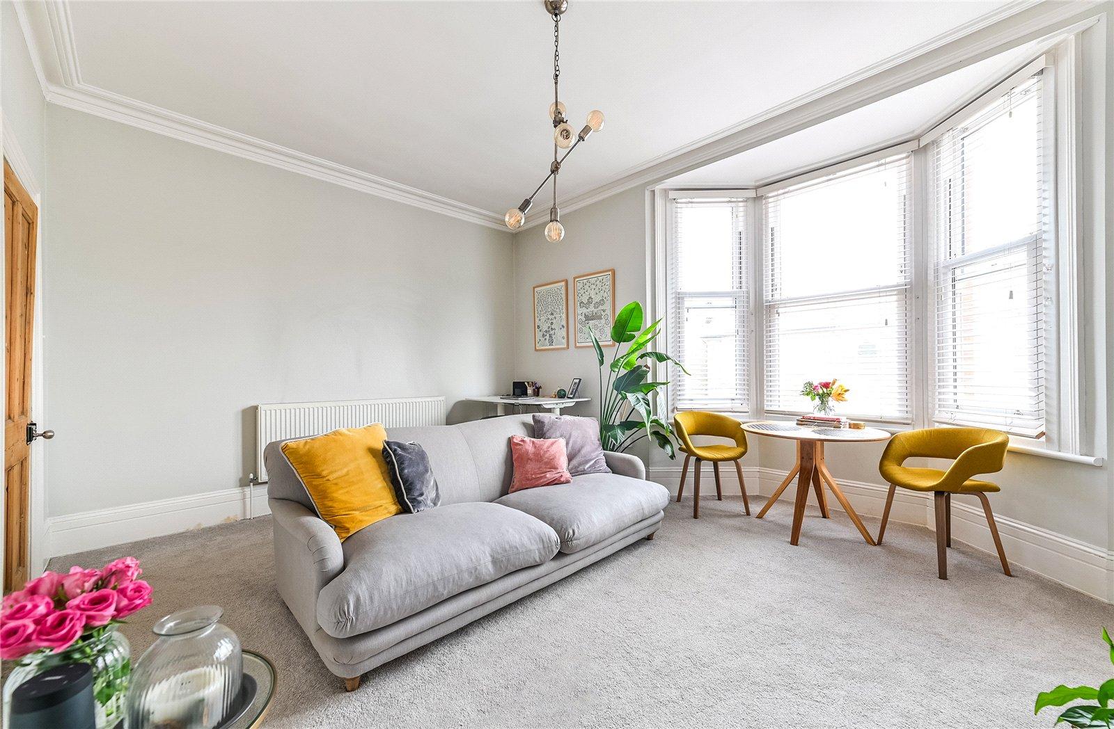 2 bedroom property for sale in Gravesend | Robinson Michael & Jackson