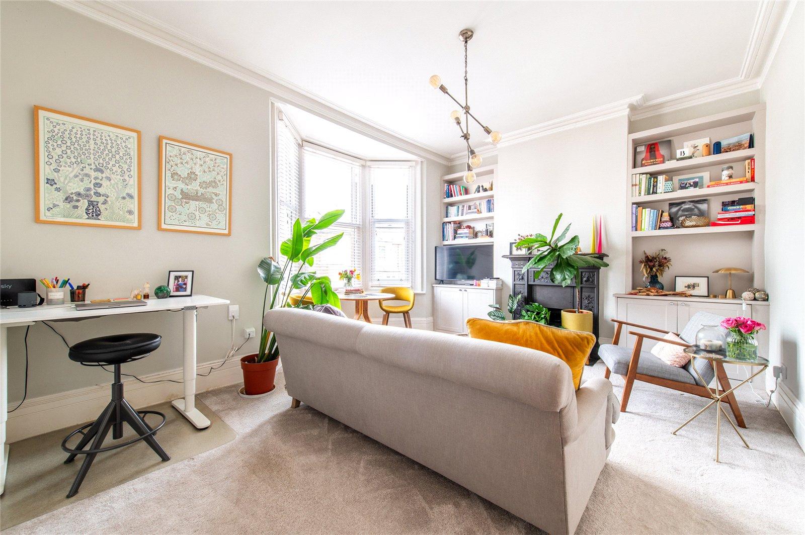 2 bedroom property for sale in Gravesend | Robinson Michael & Jackson
