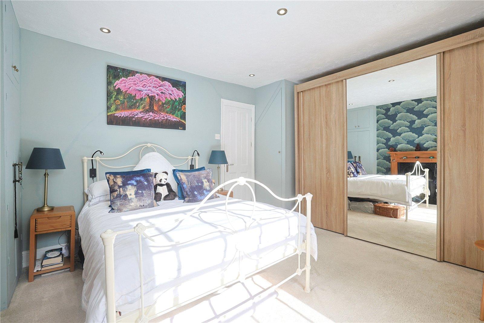 2 bedroom house for sale in Gravesend | Robinson Michael & Jackson