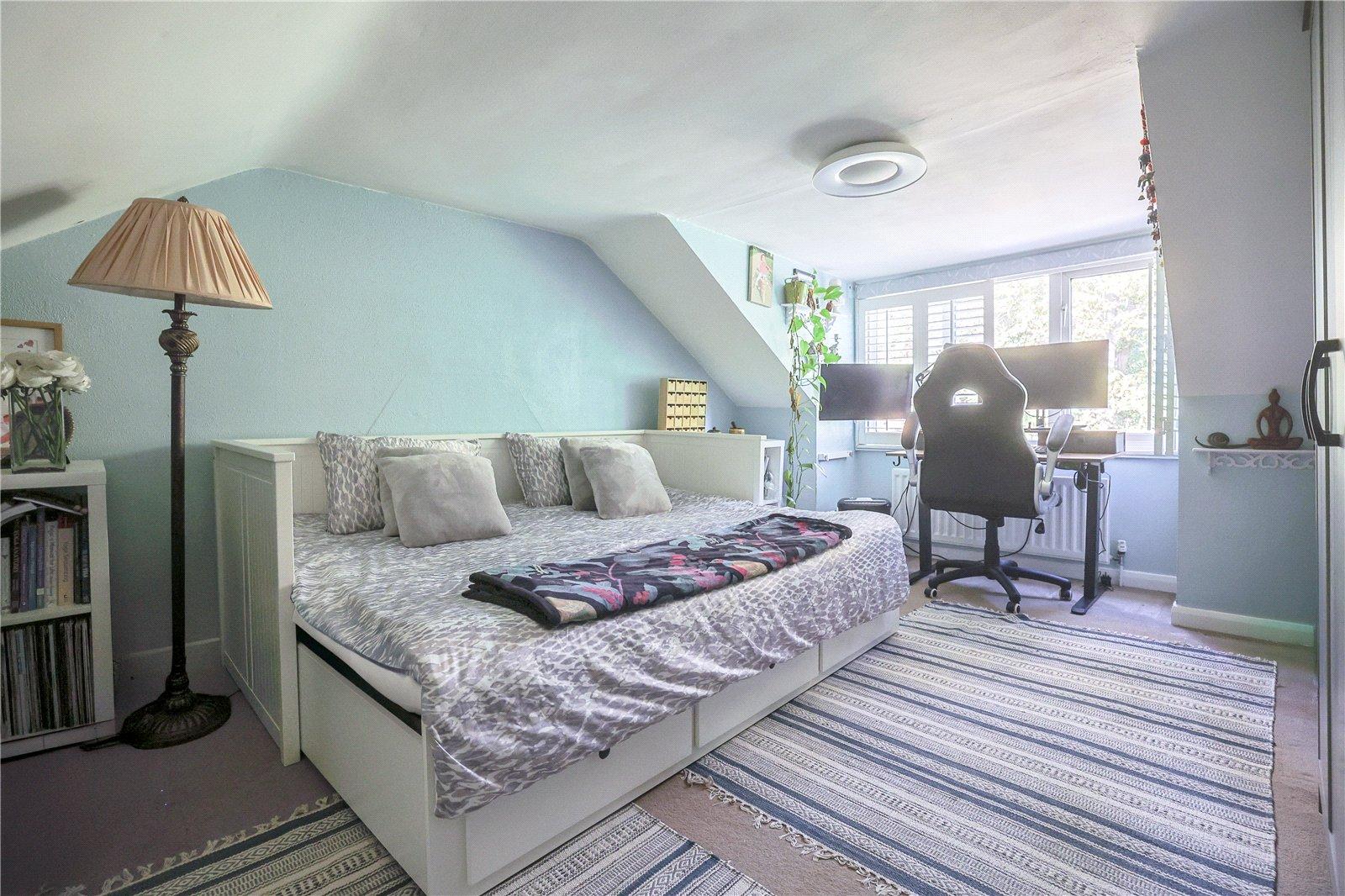 2 bedroom house for sale in Gravesend | Robinson Michael & Jackson