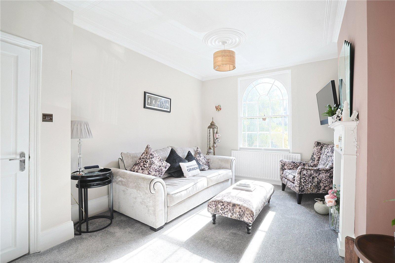 2 bedroom house for sale in Gravesend | Robinson Michael & Jackson
