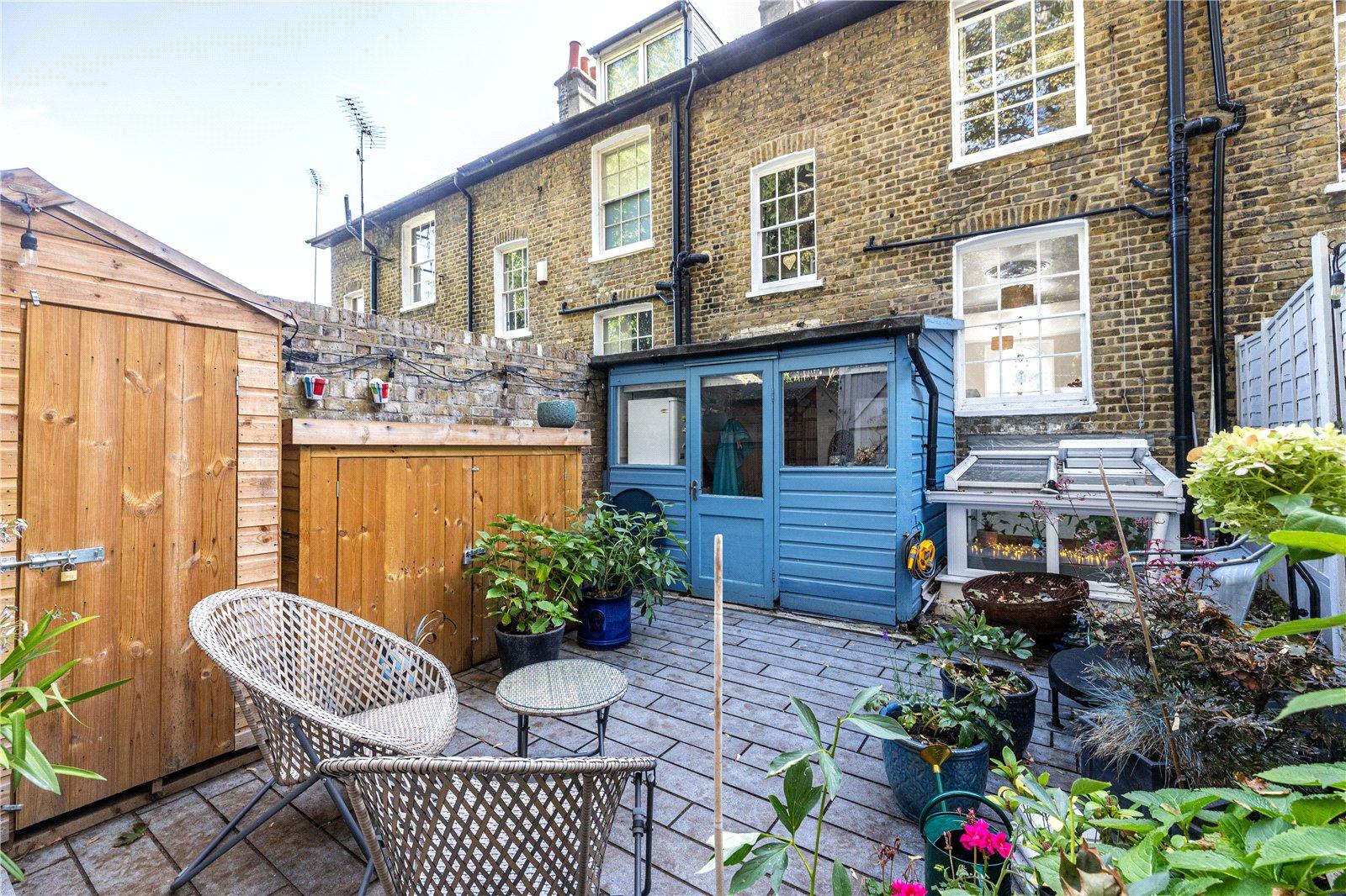 2 bedroom house for sale in Gravesend | Robinson Michael & Jackson