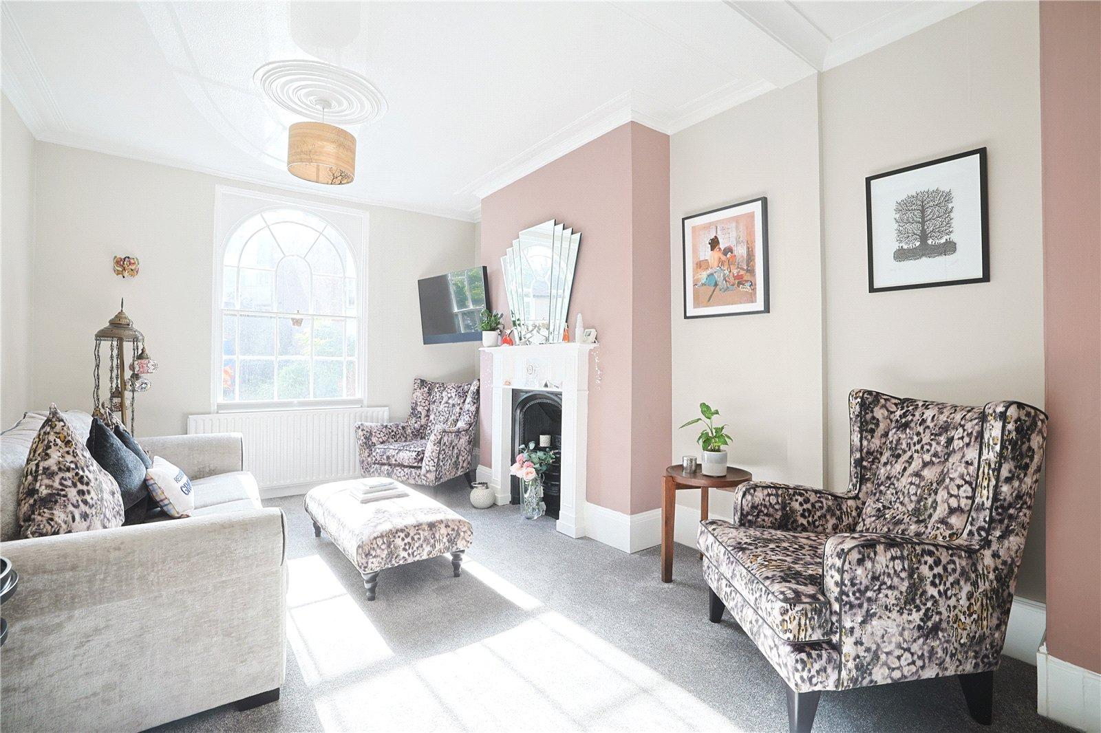 2 bedroom house for sale in Gravesend | Robinson Michael & Jackson