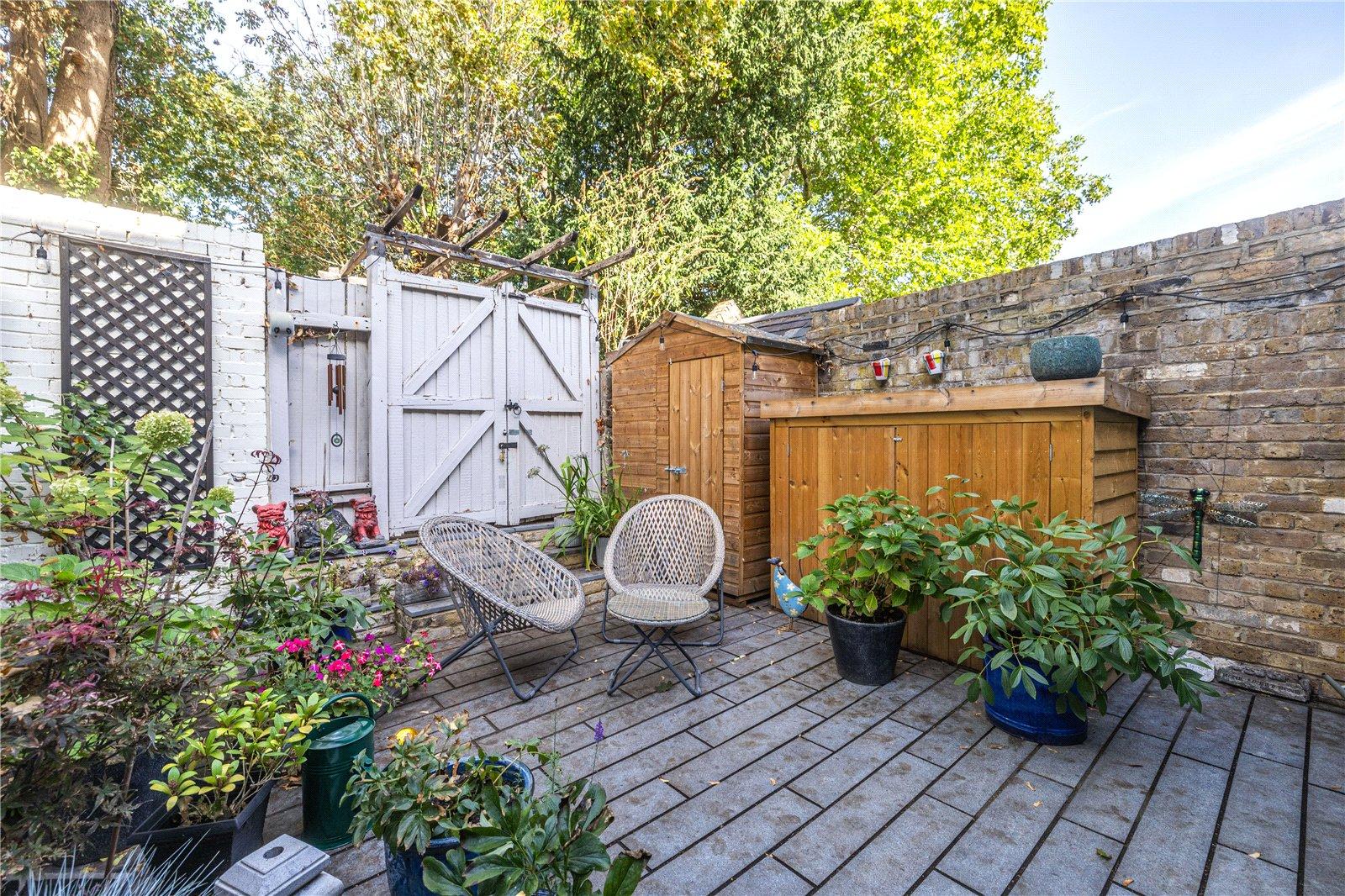 2 bedroom house for sale in Gravesend | Robinson Michael & Jackson