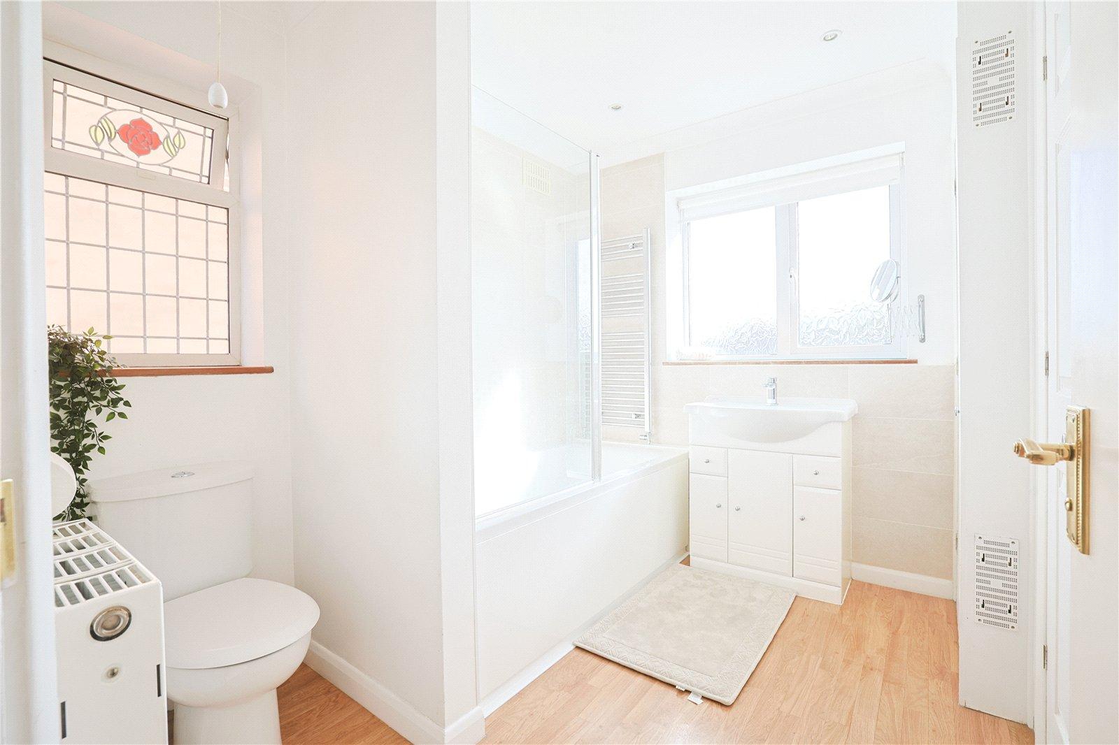 3 bedroom house for sale in Chalk | Robinson Michael & Jackson