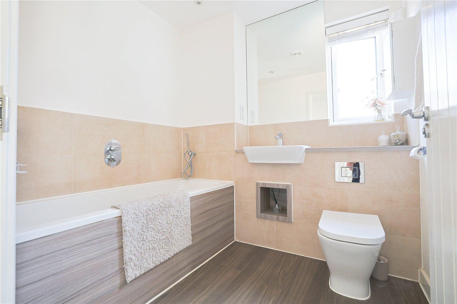 2 bedroom house for sale in Northfleet | Robinson Michael & Jackson