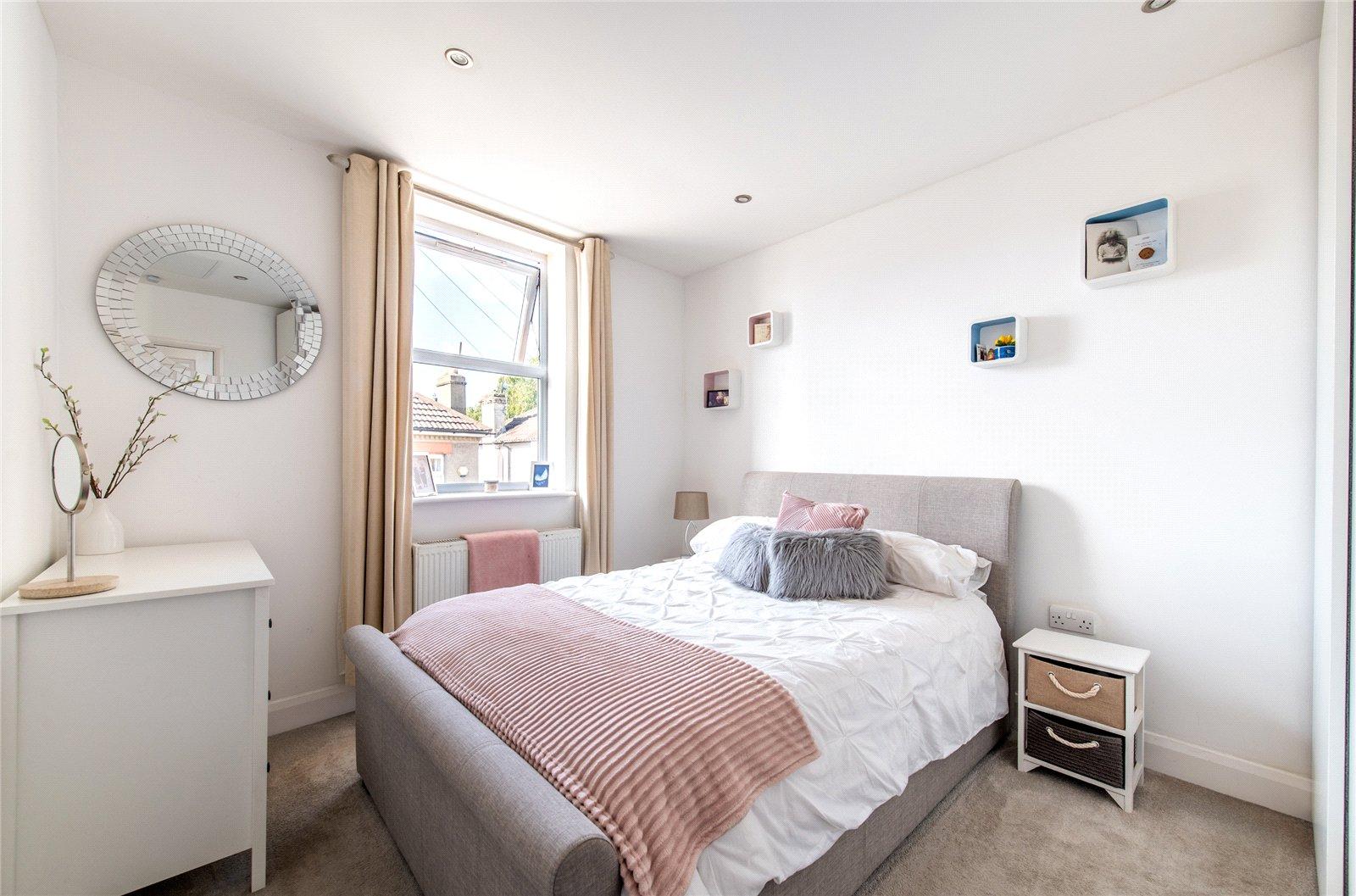 1 bedroom property for sale in Northfleet | Robinson Michael & Jackson