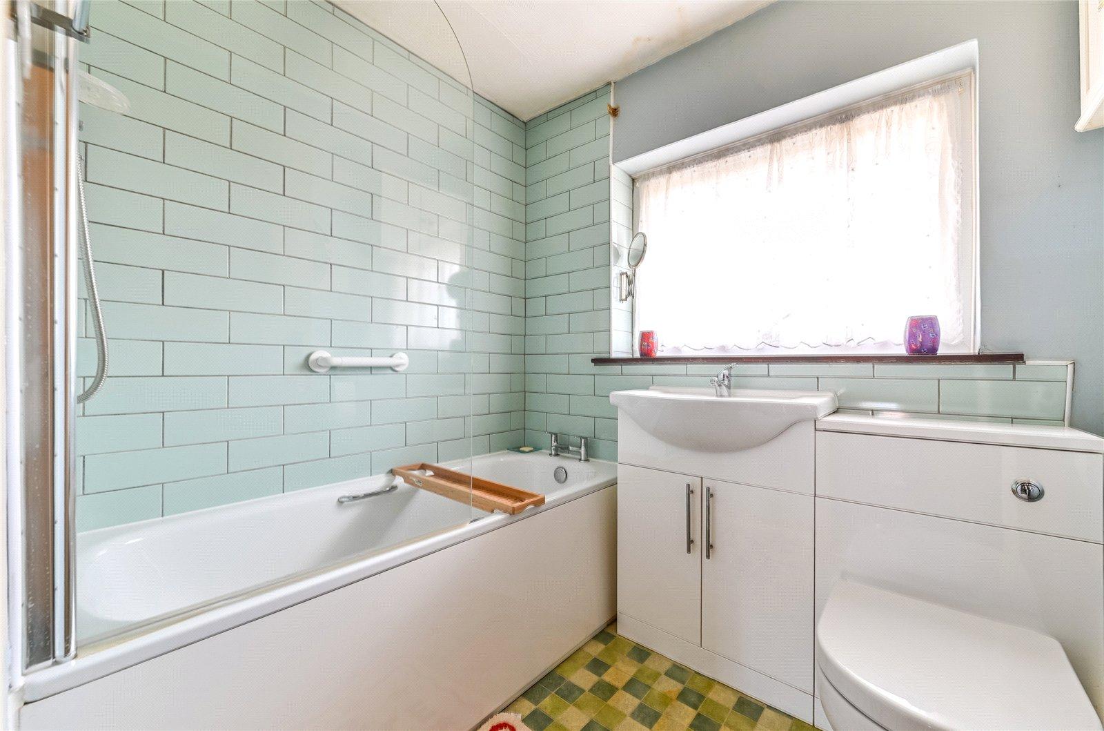 3 bedroom house for sale in Gravesend | Robinson Michael & Jackson