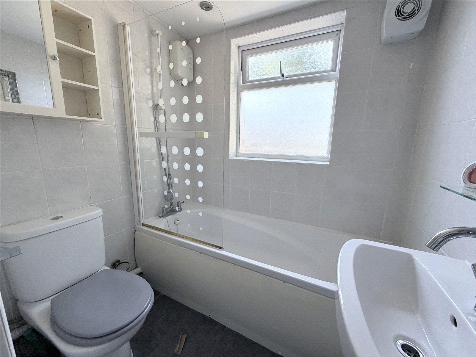 2 bedroom house for sale in Northfleet | Robinson Michael & Jackson