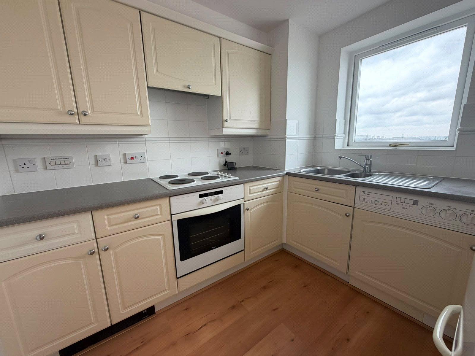 2 bedroom property for sale in Gravesend | Robinson Michael & Jackson
