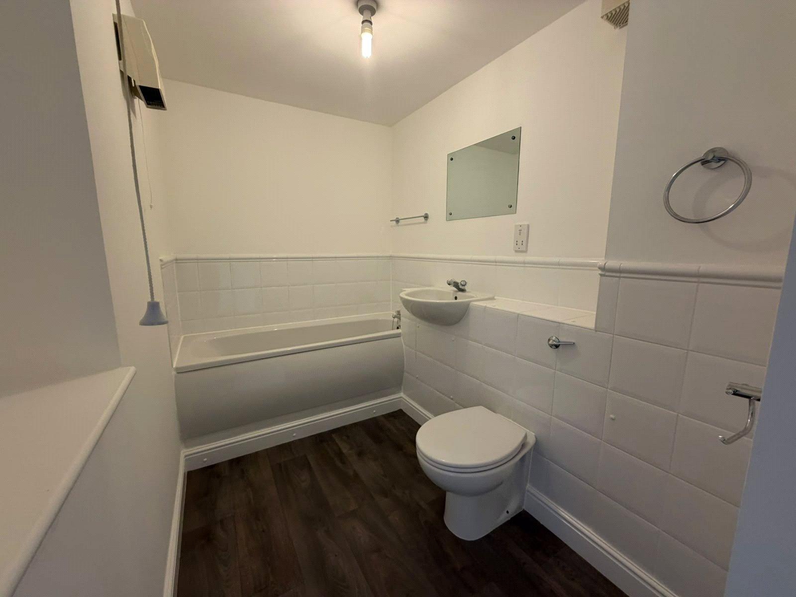 2 bedroom property for sale in Gravesend | Robinson Michael & Jackson