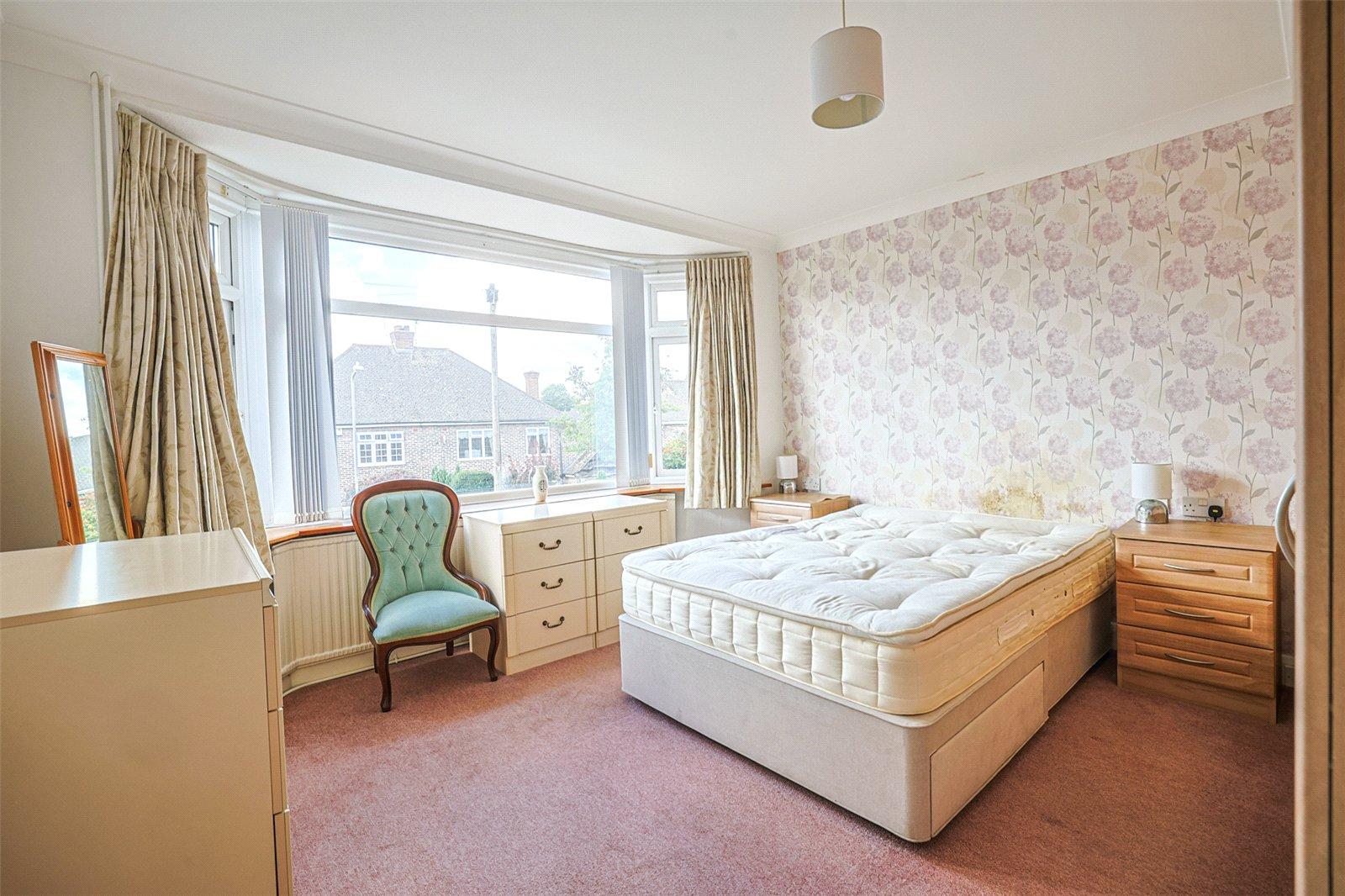 2 bedroom bungalow for sale in Gravesend | Robinson Michael & Jackson