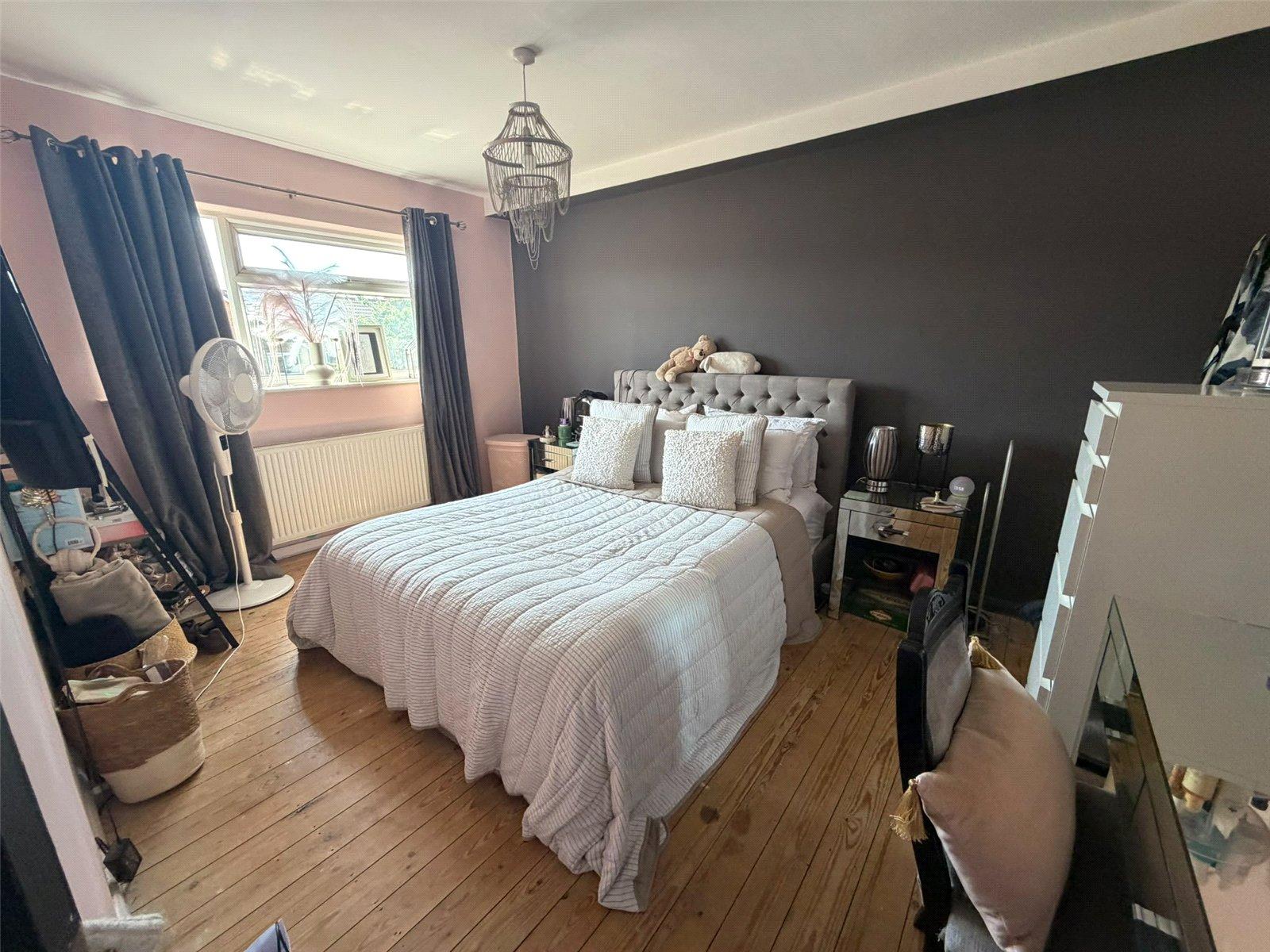 3 bedroom house for sale in Northfleet | Robinson Michael & Jackson