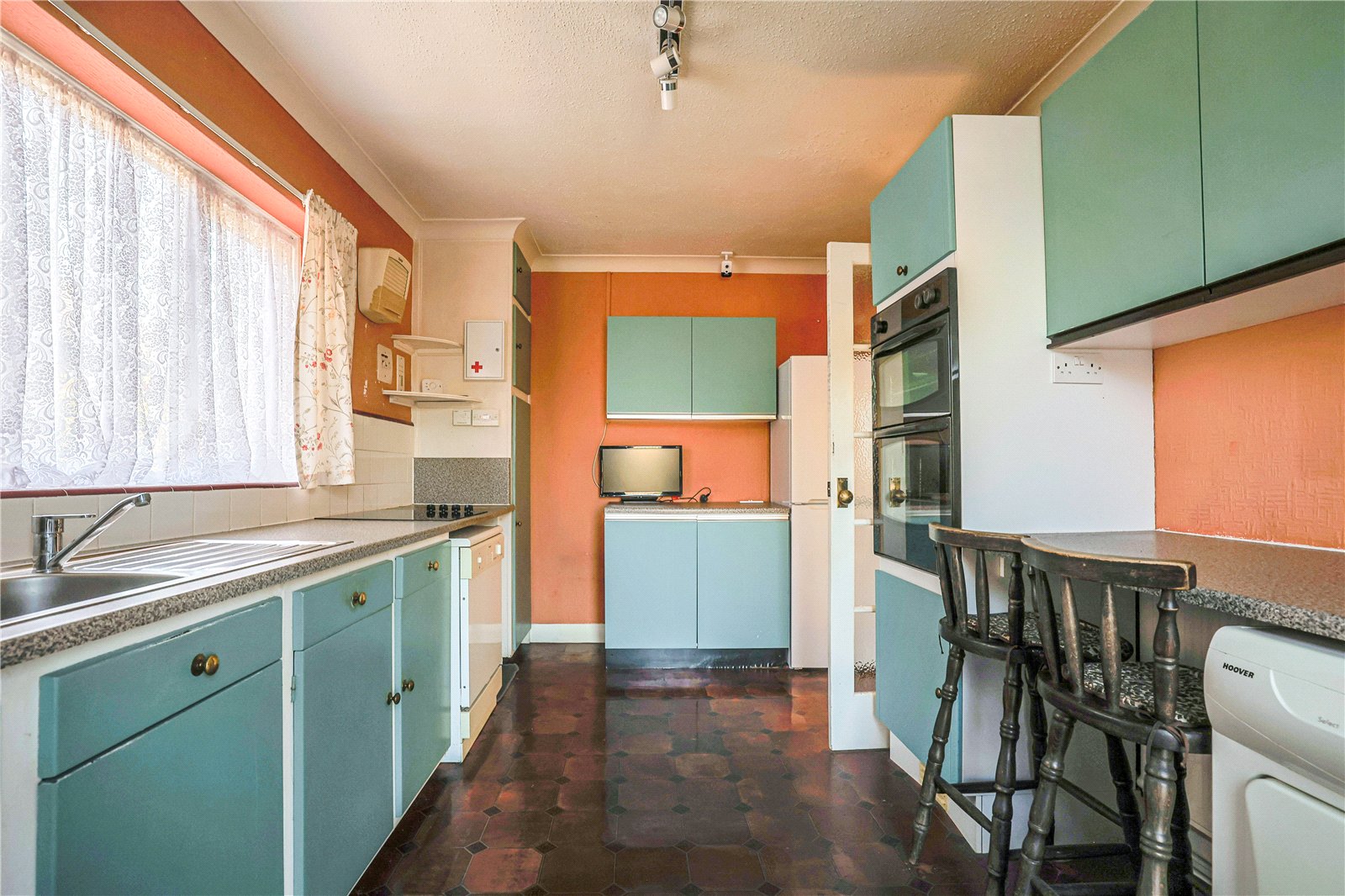 1 bedroom bungalow for sale in Gravesend | Robinson Michael & Jackson