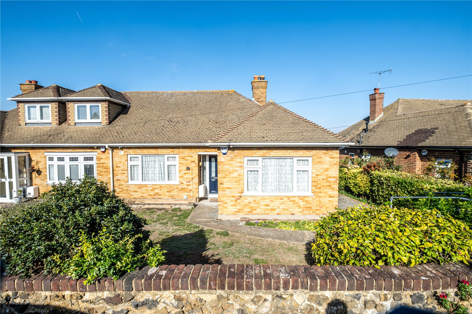 1 bedroom bungalow for sale in Gravesend | Robinson Michael & Jackson