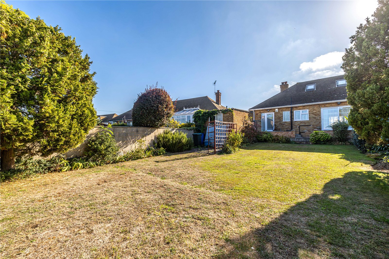 1 bedroom bungalow for sale in Gravesend | Robinson Michael & Jackson