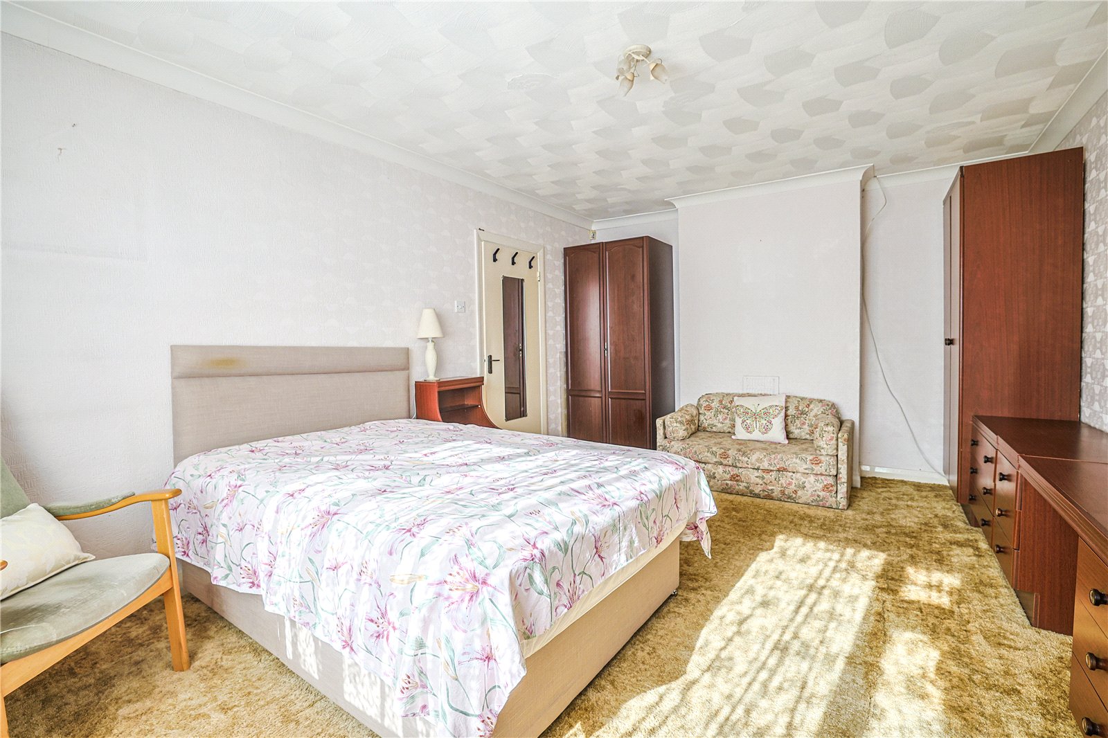 1 bedroom bungalow for sale in Gravesend | Robinson Michael & Jackson