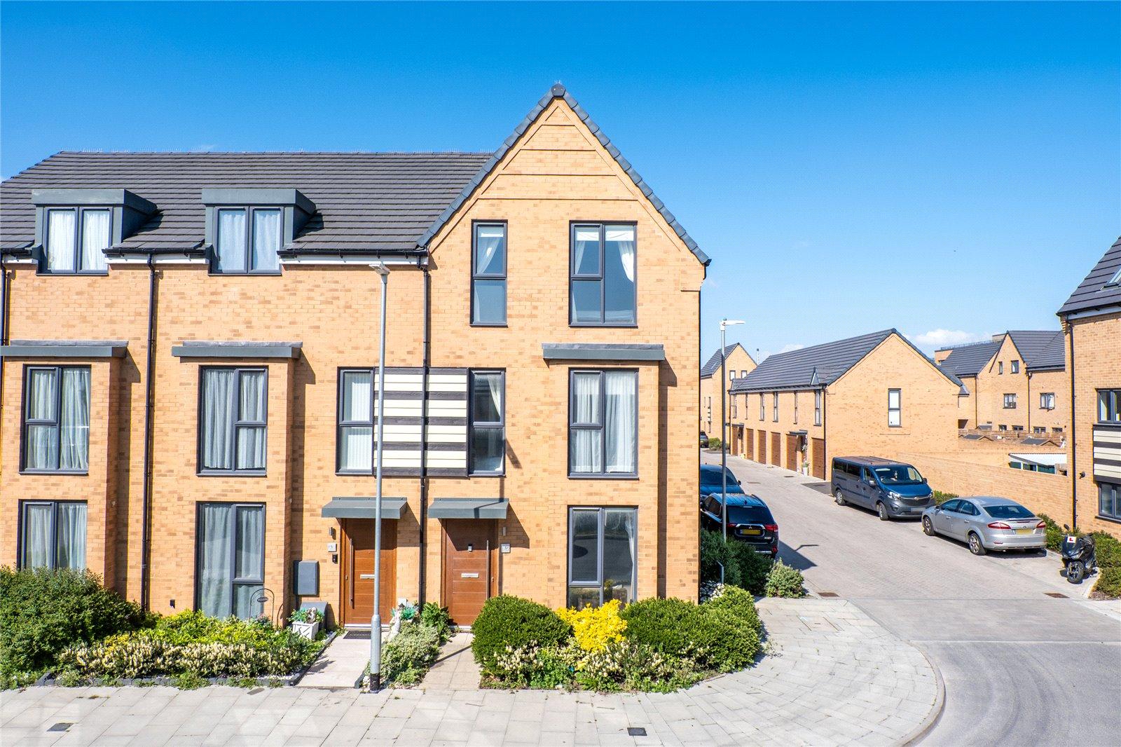 3 bedroom property for sale in Northfleet | Robinson Michael & Jackson