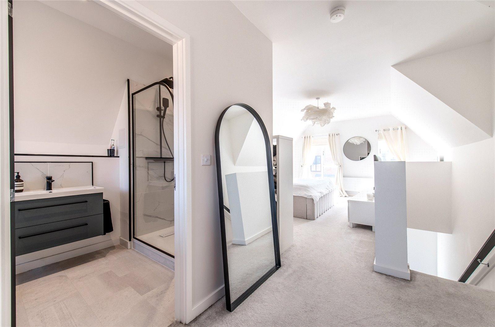 3 bedroom property for sale in Northfleet | Robinson Michael & Jackson