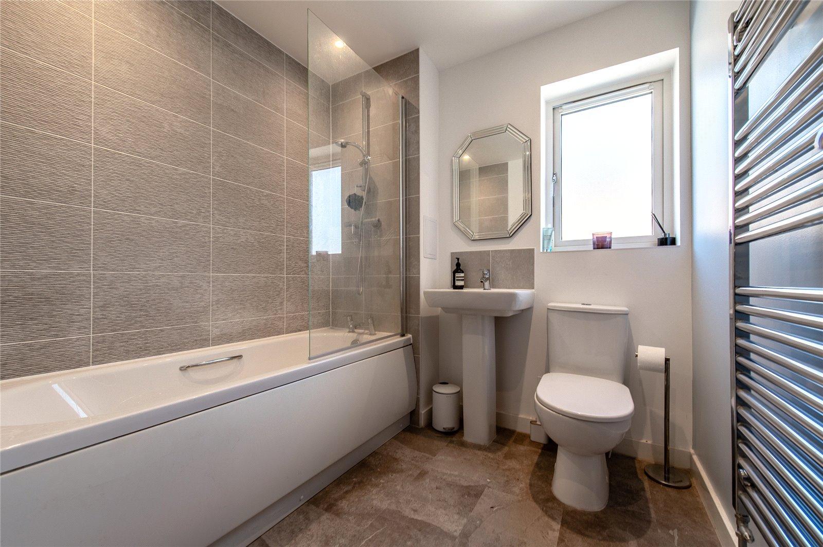 3 bedroom property for sale in Northfleet | Robinson Michael & Jackson