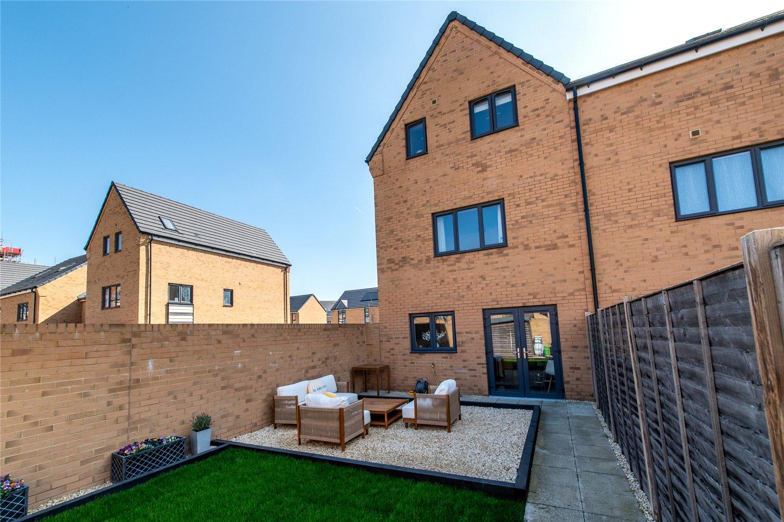 3 bedroom property for sale in Northfleet | Robinson Michael & Jackson
