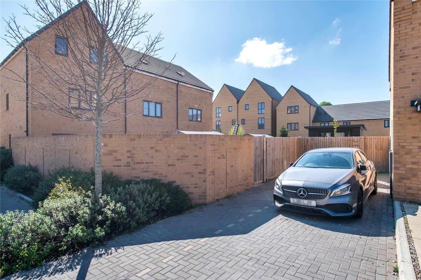 3 bedroom property for sale in Northfleet | Robinson Michael & Jackson