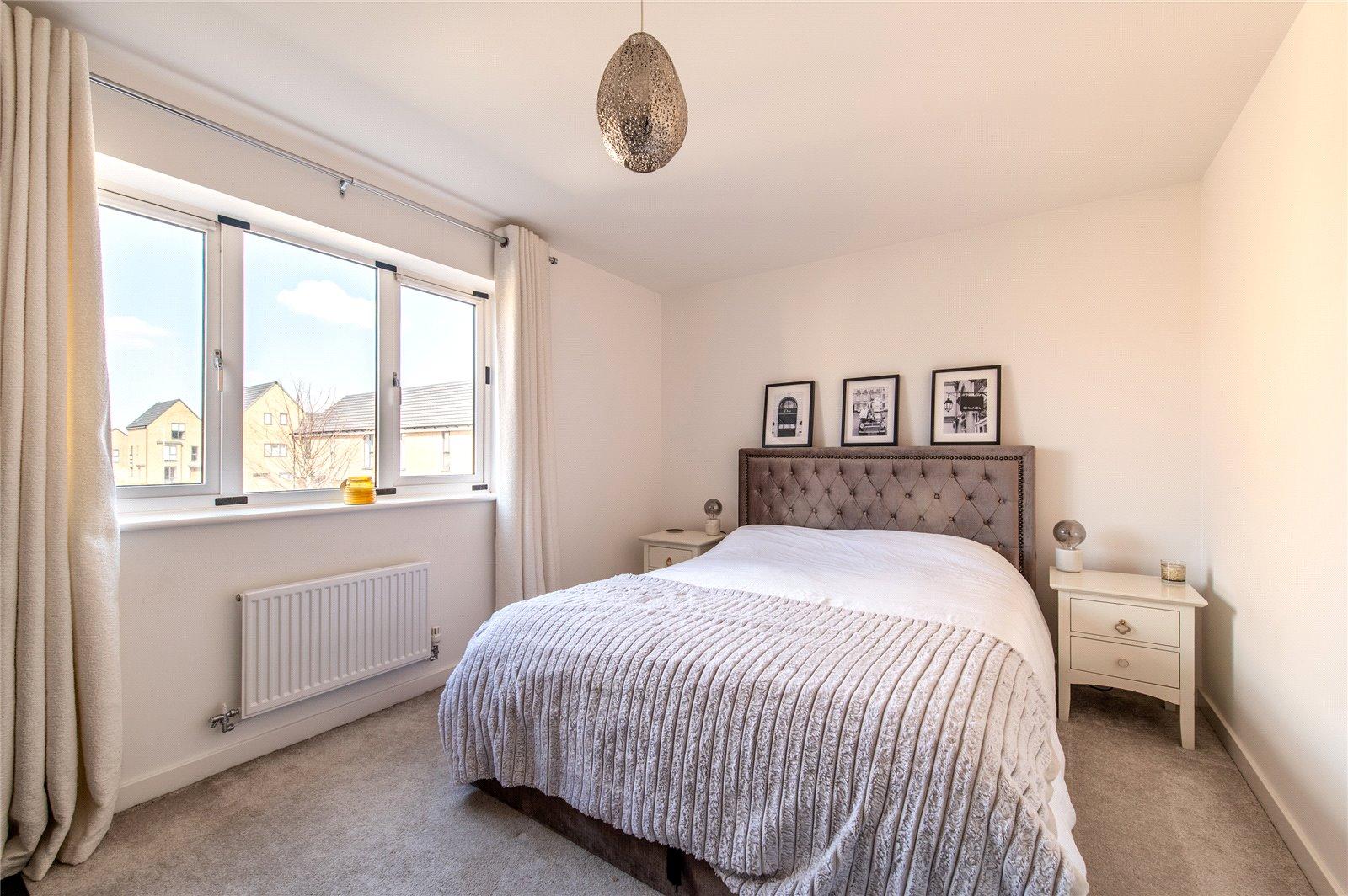3 bedroom property for sale in Northfleet | Robinson Michael & Jackson