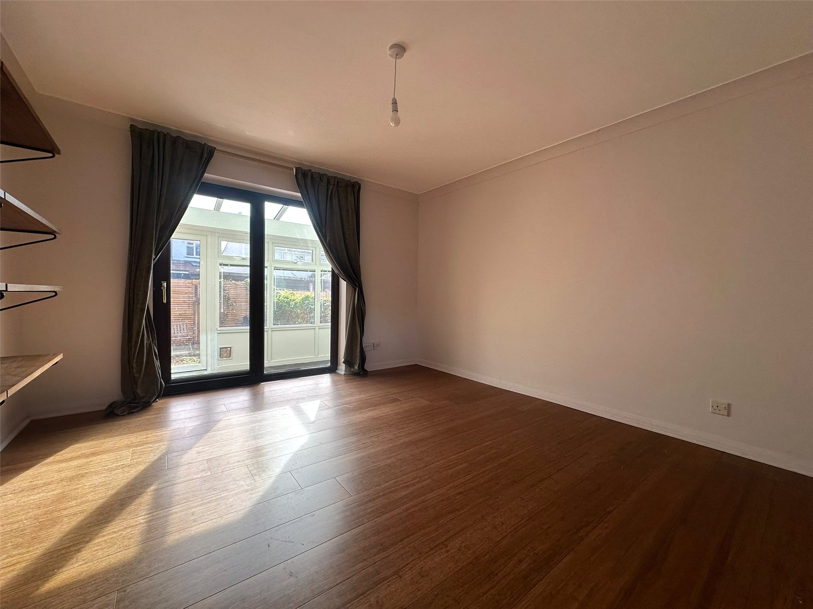 1 bedroom house for sale in Gravesend | Robinson Michael & Jackson