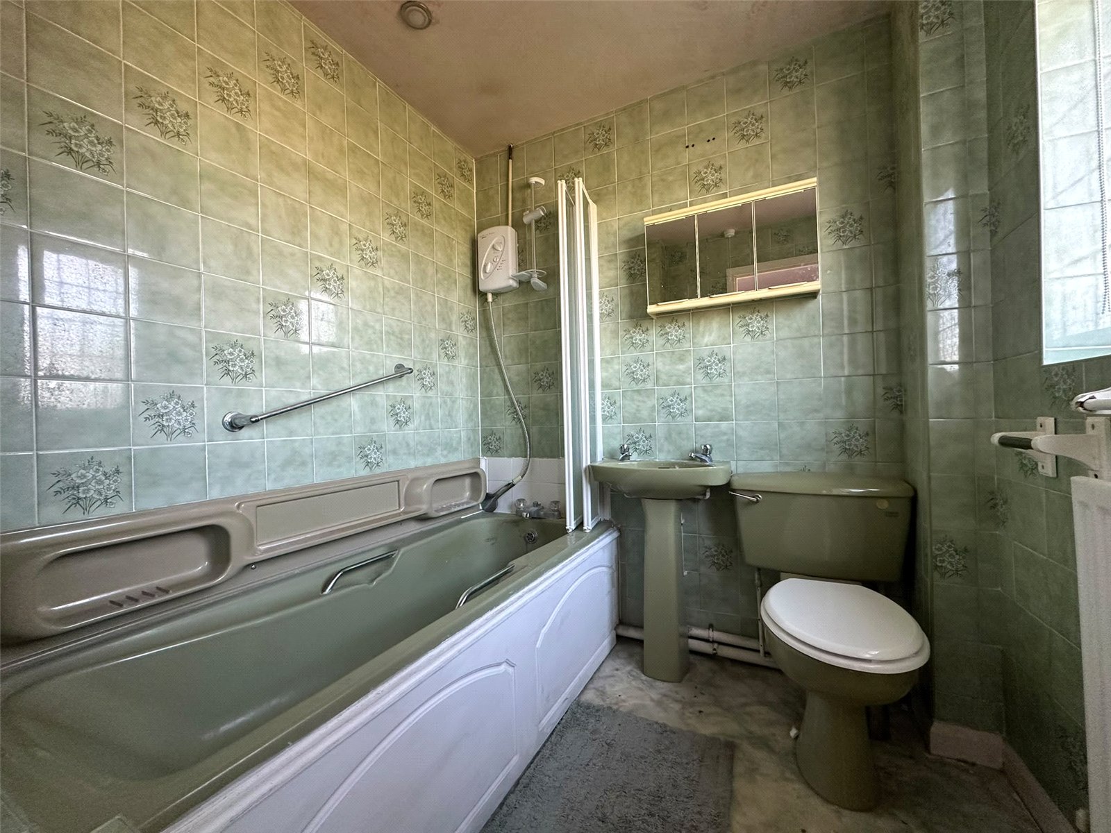 1 bedroom house for sale in Gravesend | Robinson Michael & Jackson