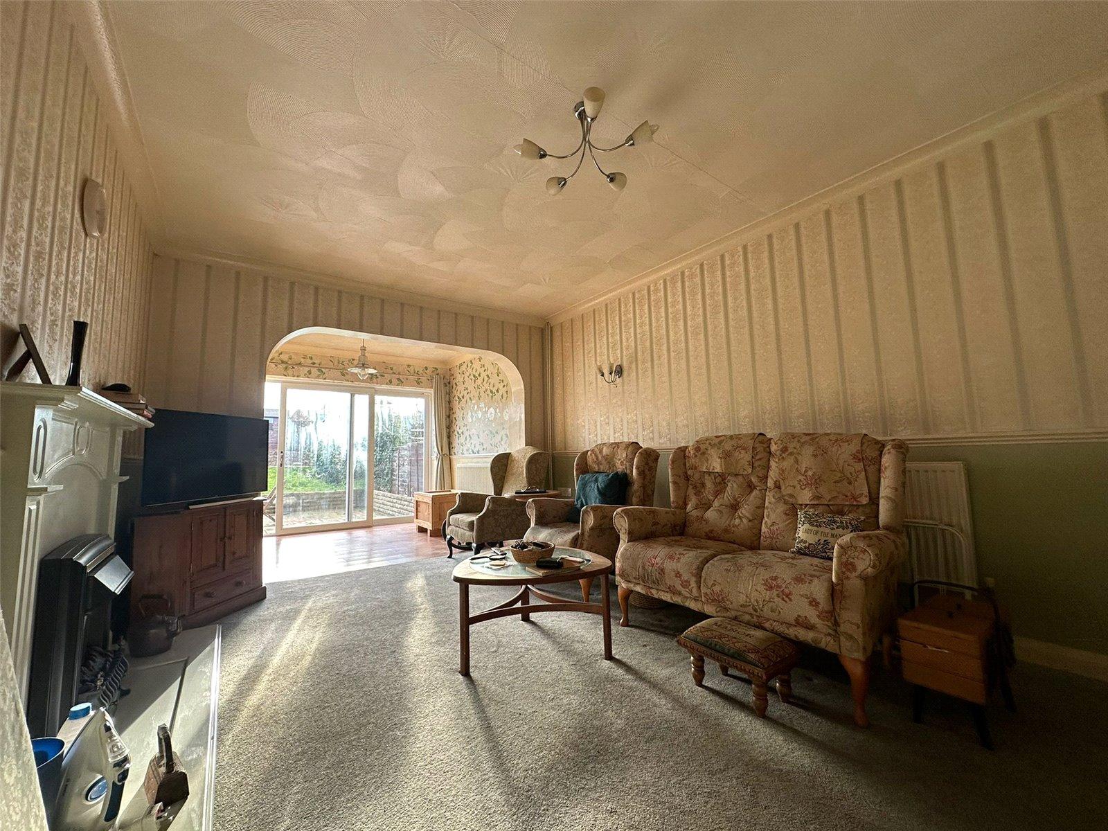 2 bedroom bungalow for sale in Chalk | Robinson Michael & Jackson